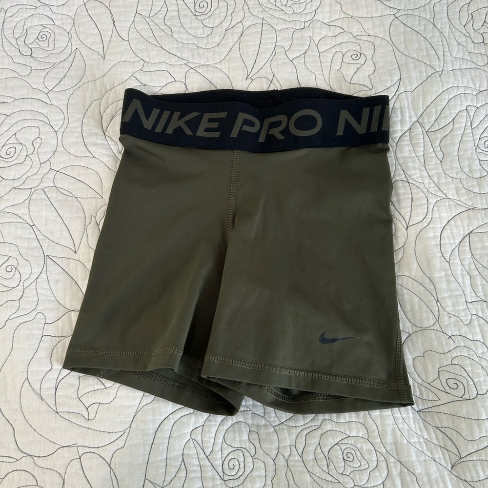 Nike Women's Dark Green Pro Athletic Shorts